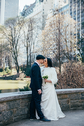 central park bridge wedding photos