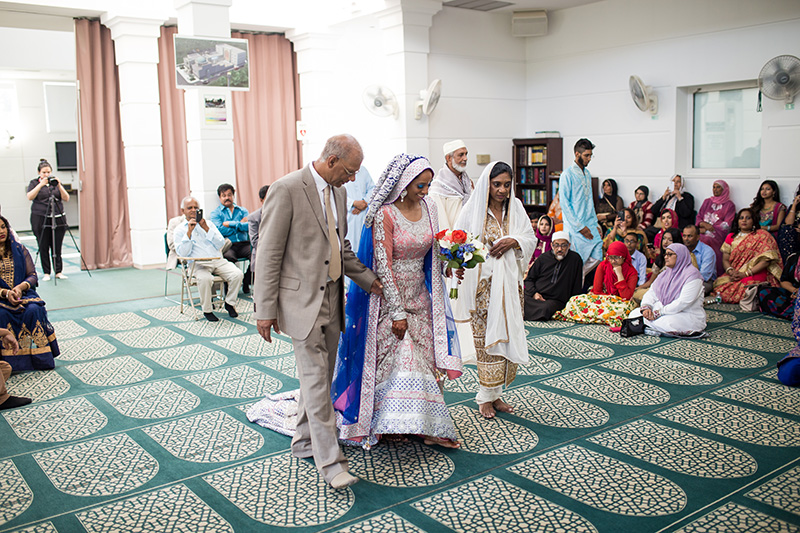 bride coming to ceremony 
