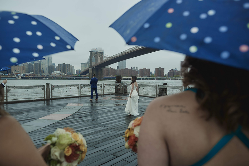 rainy wedding day photography