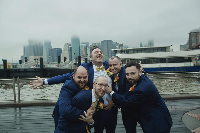 funny groomsmen photo