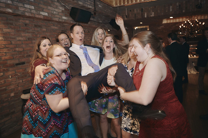 funny wedding reception photos