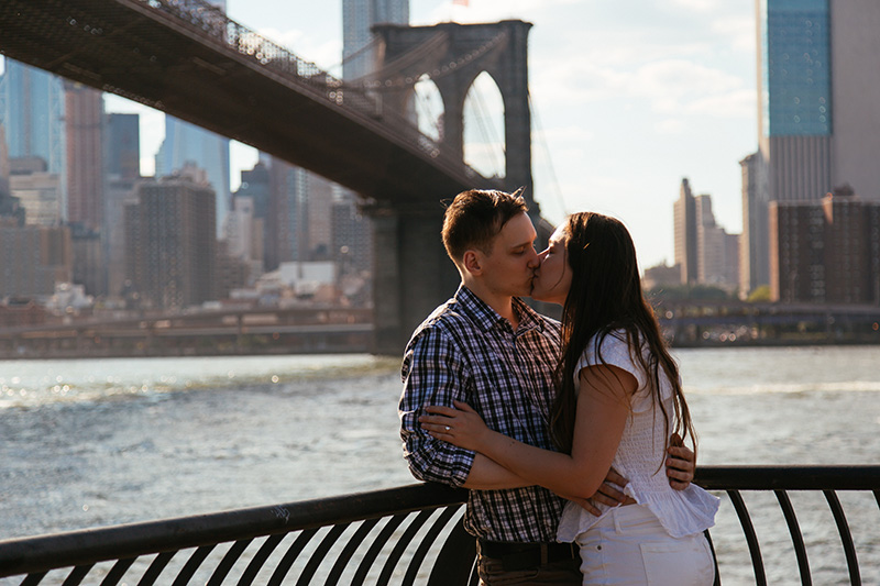 Brooklyn Bridge engagement