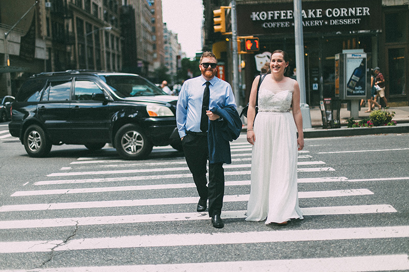 wedding couple on nyc streets