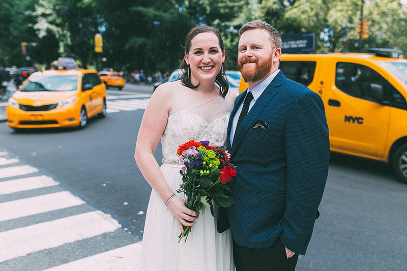 Wedding photos on the streets of NYC