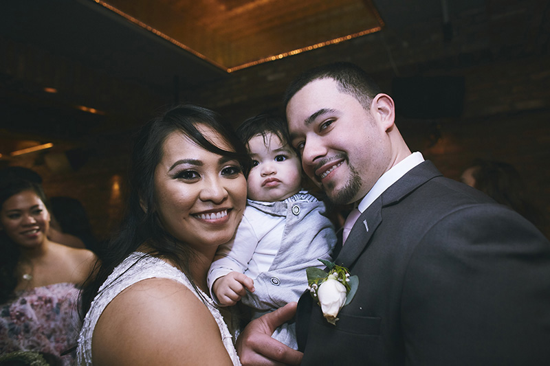 Brides and grooms photography with the baby
