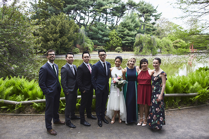 bride and groom with groomsmen and brides maids portrait