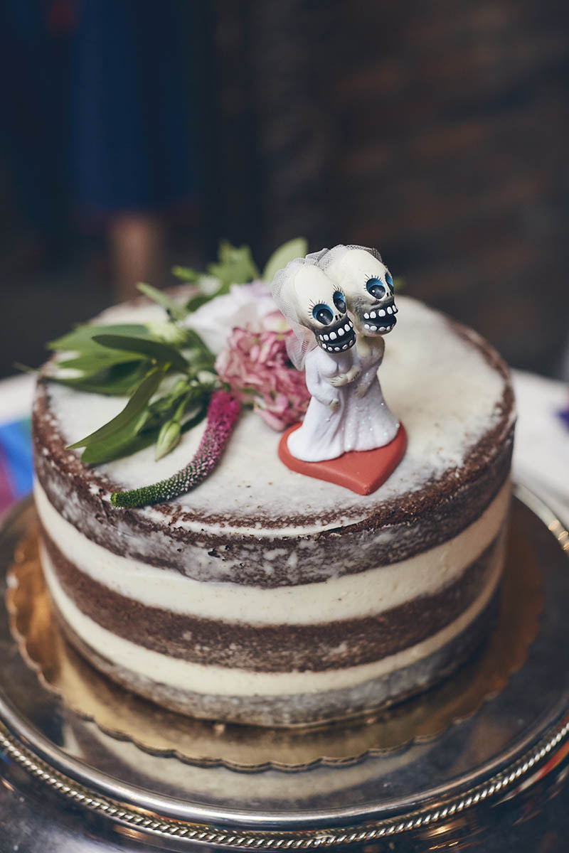 funny wedding cake