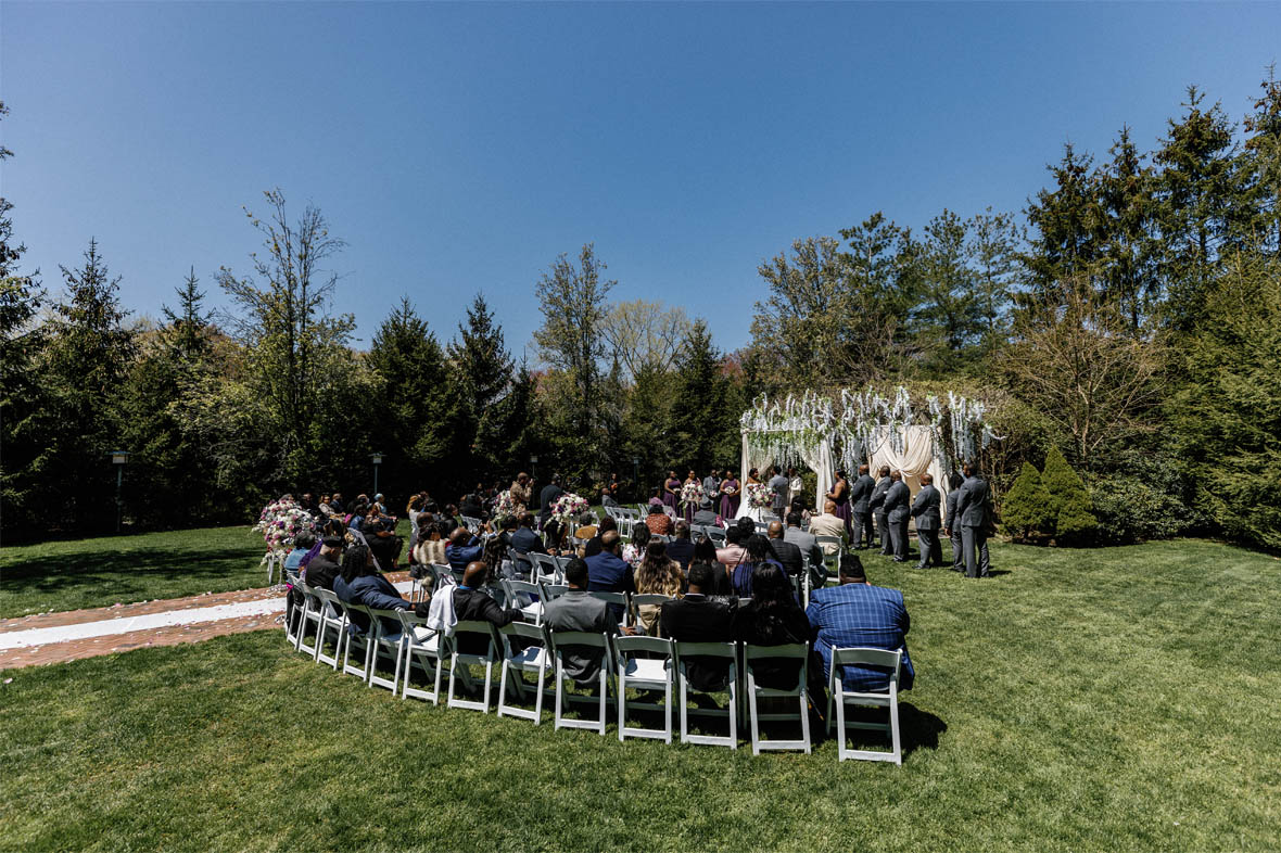 Crest Hollow Country Club wedding ceremony