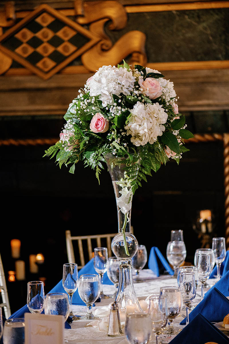 Wedding table flower centerpiece