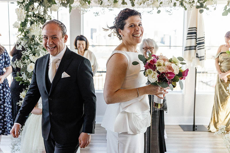 Jewish wedding ceremony traditions